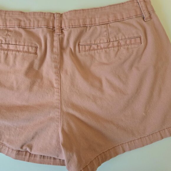 A.n.a light pink midrise shortie twill shorts Size 12 - Picture 3 of 5